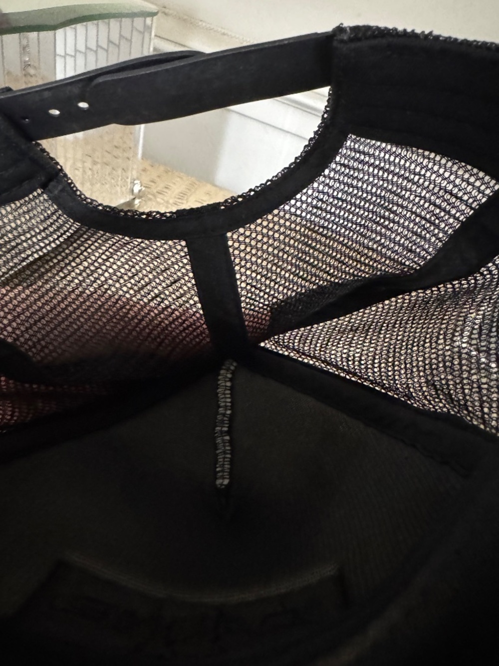 Dakine hat - Picture 3 of 4